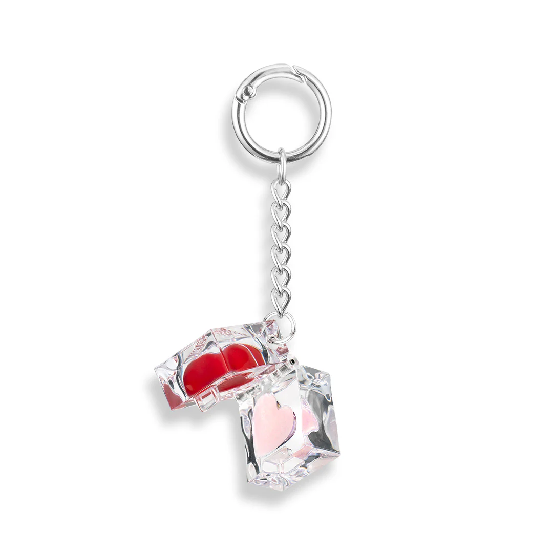 477-waterism-glow-melting-balm-heart-keyring-2.webp Waterism Glow Melting Balm Heart Keyring